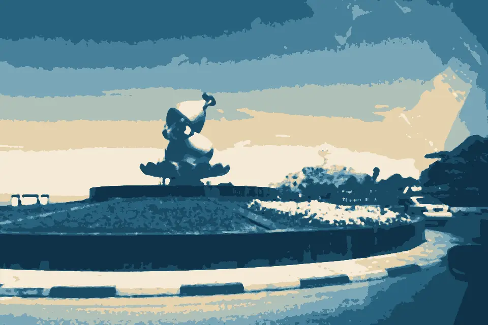 Khawr Riyām: Muttrah – Kreisel an der Al Bahri Rd - panoramio