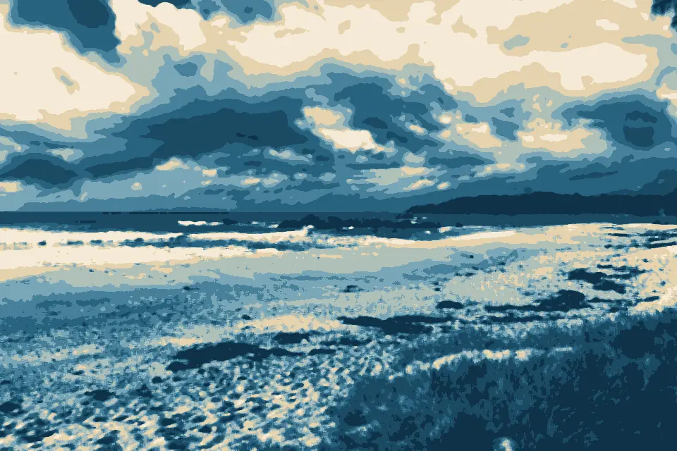 Korora Beach: Hills beach looking towards tombolo 2022