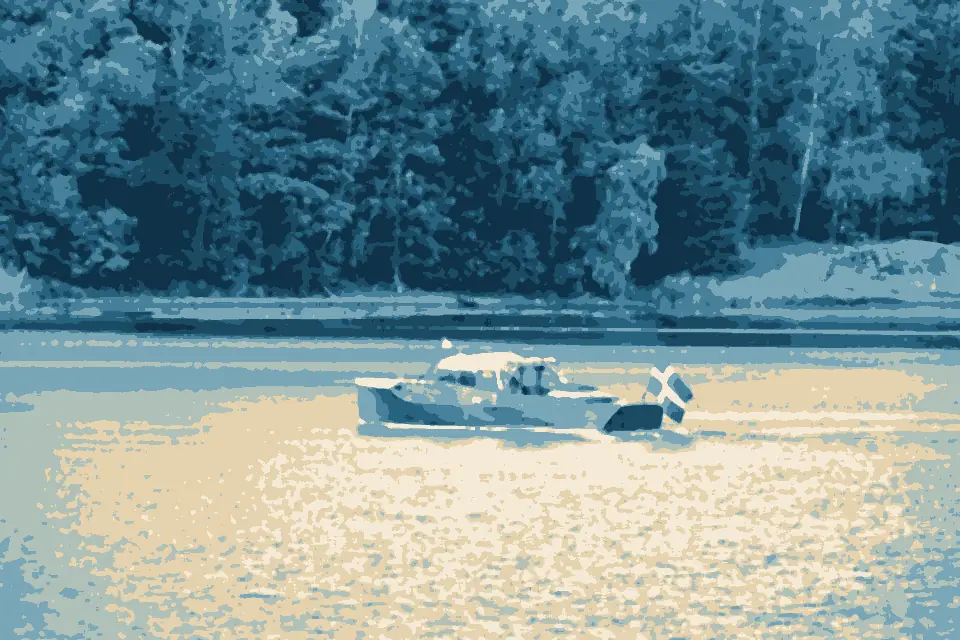 Lilla Värtan: Wooden boat, Stockholm ( 1090834)