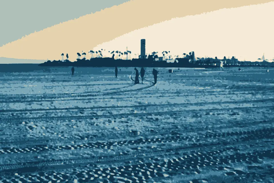 Long: Beach oil derrick island and ships