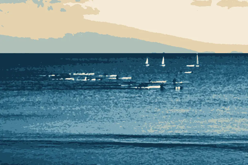 Mairangi Bay: Sea kayakers going from Murrays Bay to Mairangi Bay