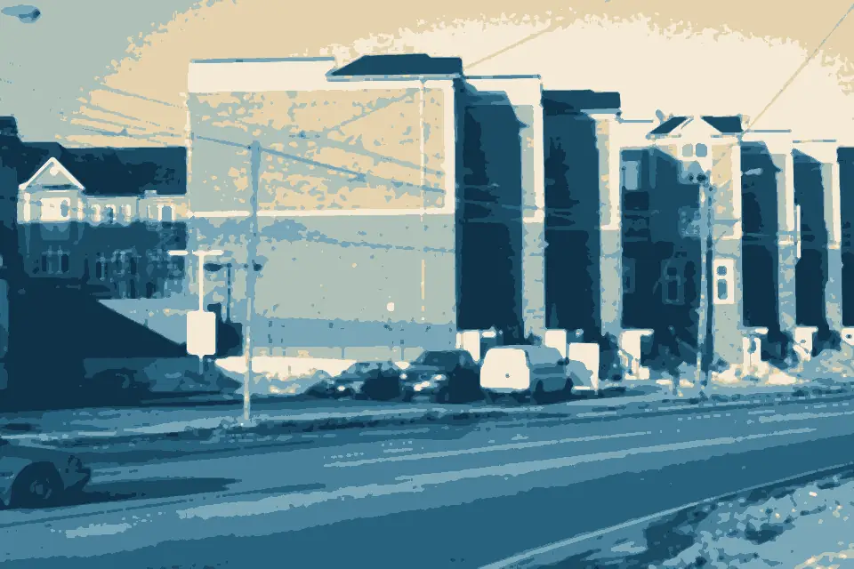 Mimico Beach: MimicoRowHousesAtBendInLakeShoreBlvd