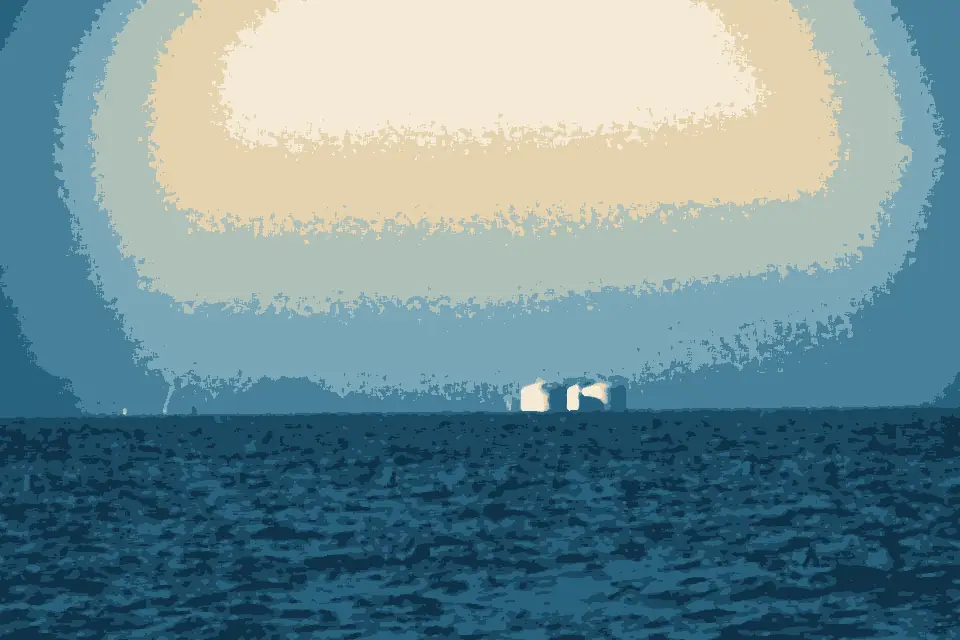 Playa La Malvarrosa: Horizon, Valencia (Spain)