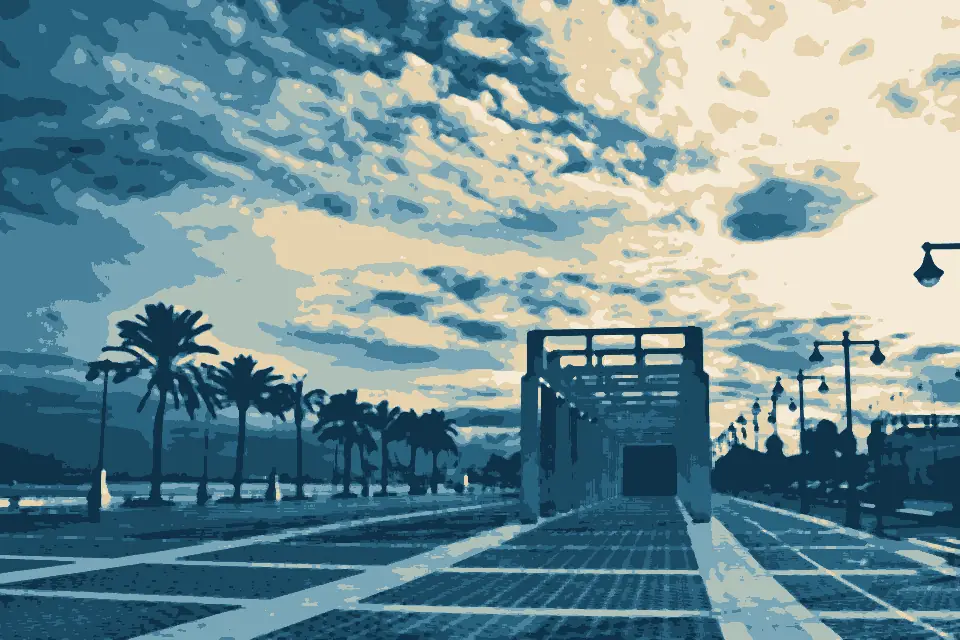 Playa La Malvarrosa: Lungomare - panoramio - Raffaele Nicolussi
