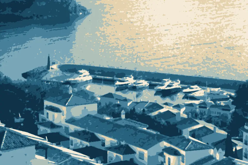 Playa Marina del Este: Puerto deportivo de Maria del Este desde el faro de La Herradura - panoramio