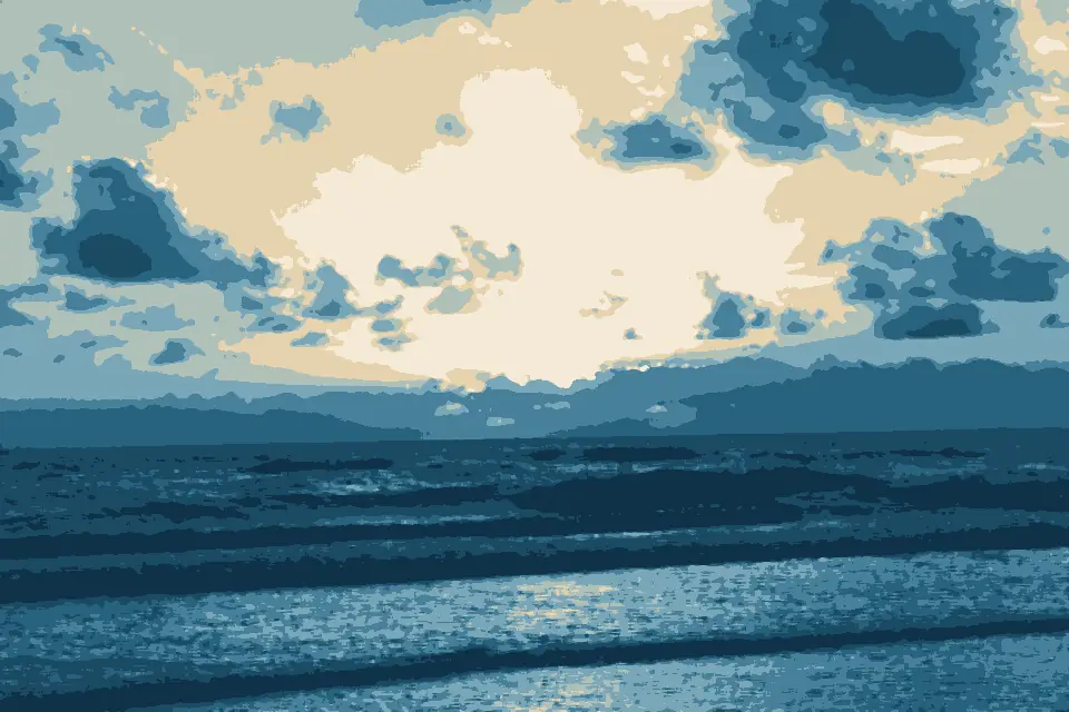 Playa San Clemente: Salida del sol en el horizonte marino