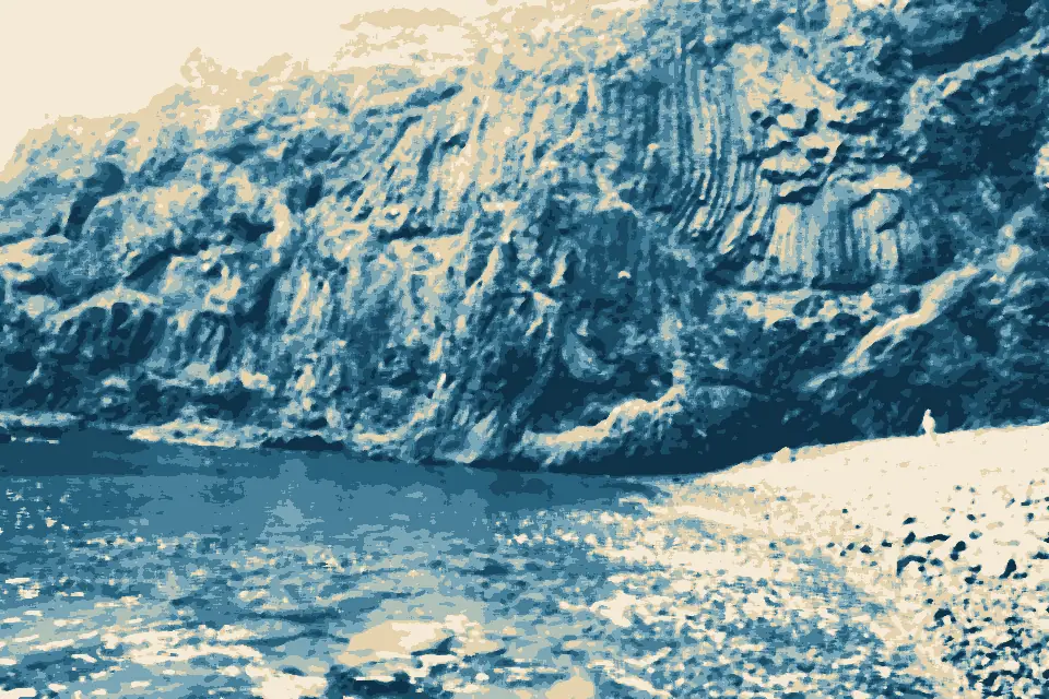 Praia do Zimbralinho: Columnar-jointed Lava on Porto Santo island Madeira - Panoramio 66225306