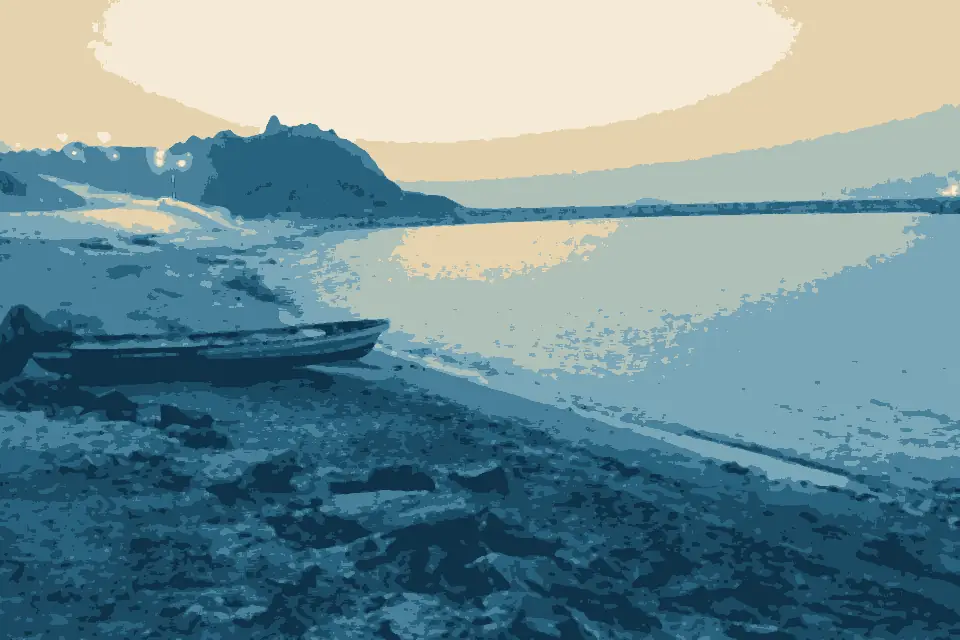 Ruwi Beach: Sea muttrah calm beach