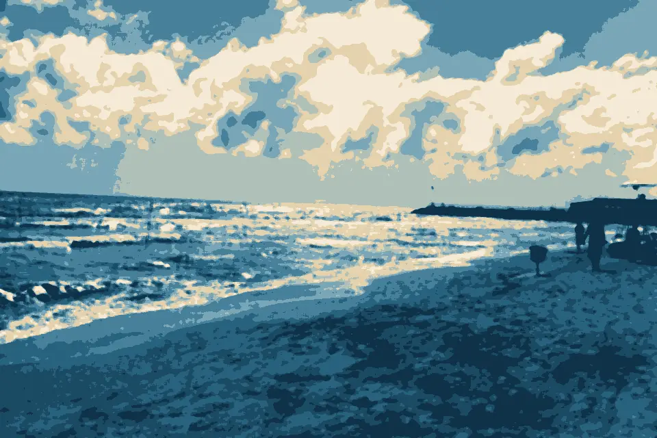 Spiaggia di Pesaro: Bagni Enrico domenica mattina - panoramio