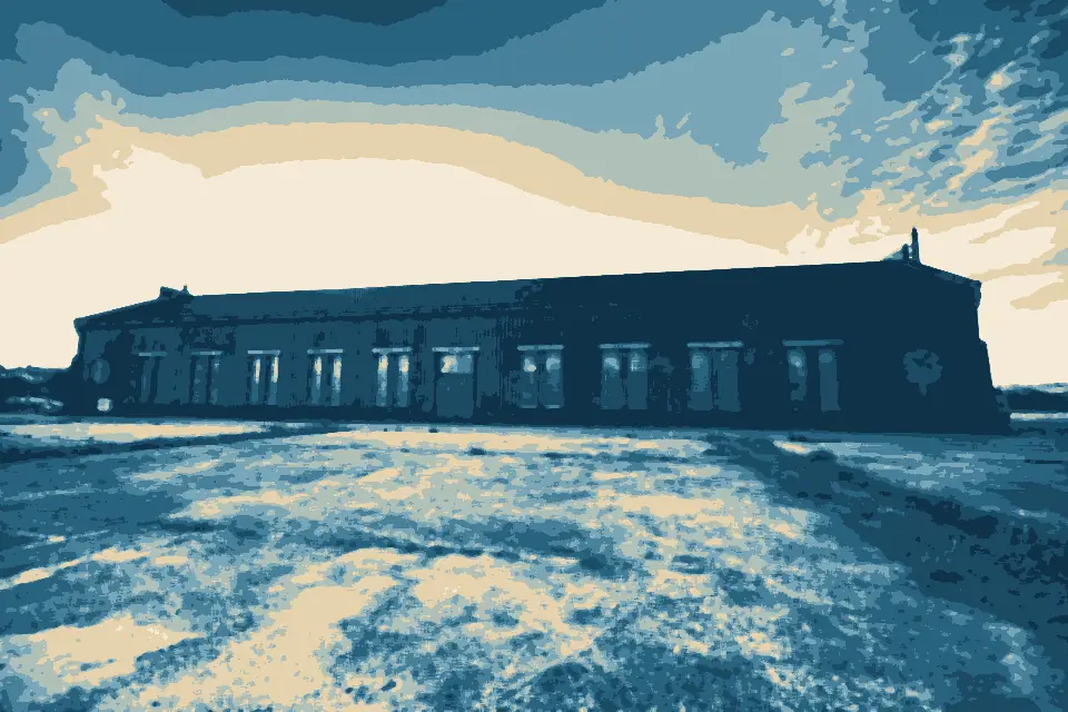 Strandslag Huisduinen: Rijksmonument - Lumperjack - Artillerie-Werkstätte, Huisduinen (artilleriewerkplaats)
